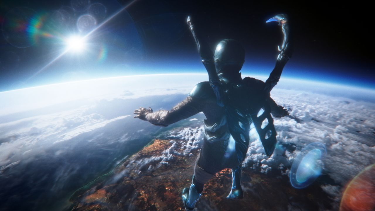  "Blue Beetle" включва герой, който е получил необикновени сили от извънземен артефакт.
