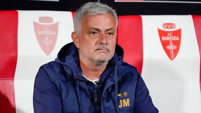 NextImg:Jose Mourinho says he wore a microphone during match to 'protect' himself against the referee | CNN