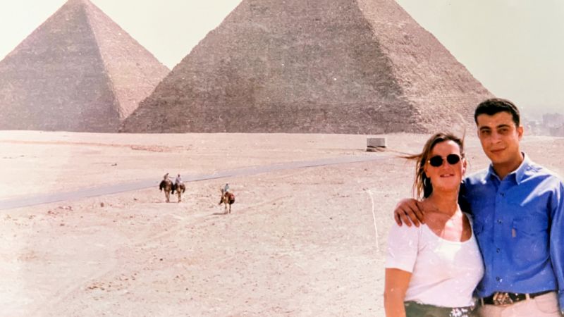 NextImg:Two strangers met on the River Nile. They've been married for 25 years | CNN