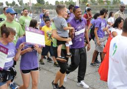 Lupus warrior Nick Cannon attends the Walk to End Lupus Now event at Exposition Park on September 20, 2014 in Los Angeles, California.  
