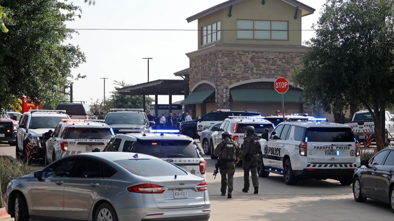 Graphic images of Texas mall shooting spread on Twitter, rekindling debate on how much to share
