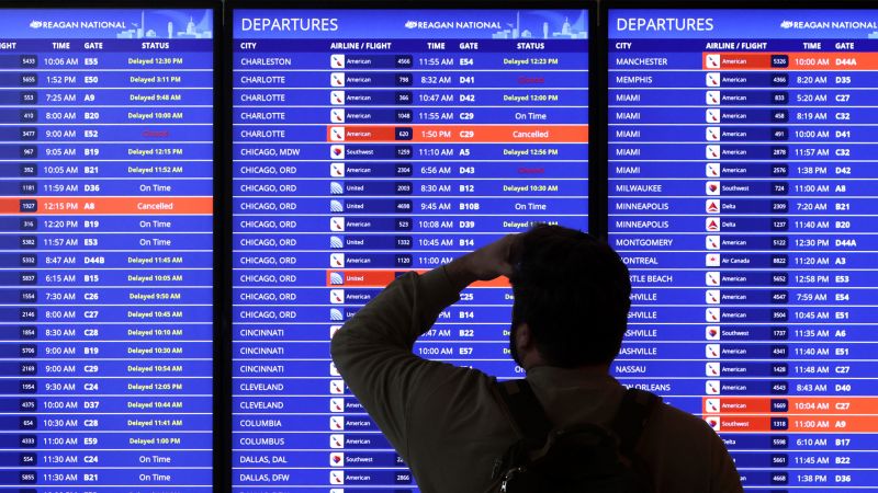 NextImg:Biden administration will propose rule requiring airlines to compensate passengers for canceled or delayed flights | CNN Politics