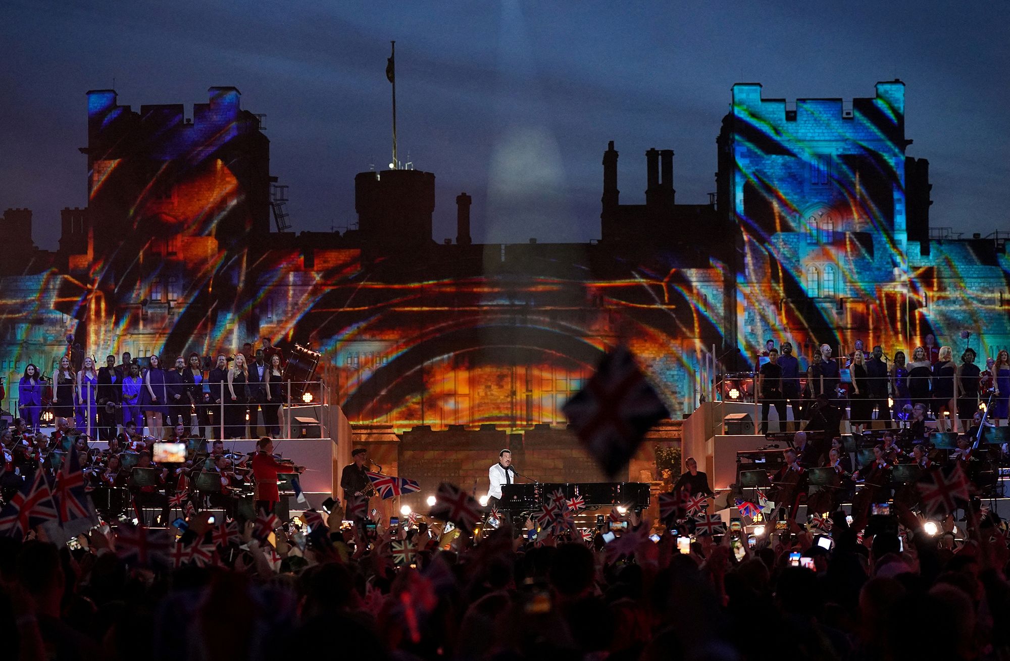 Lionel Richie performs on the castle grounds.