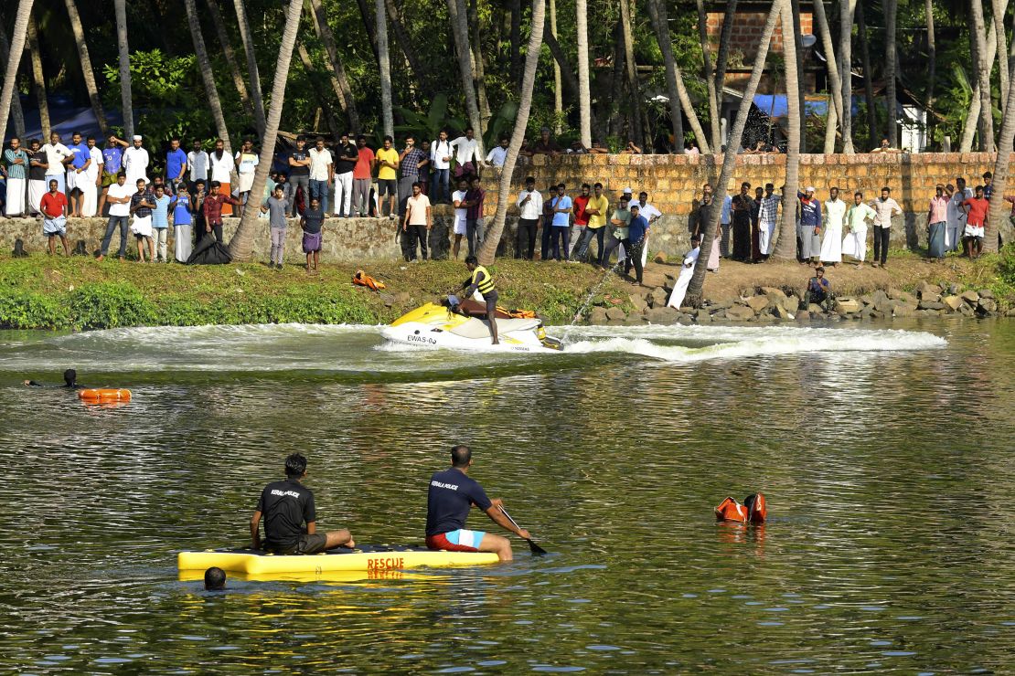 22 Killed After Boat Ferrying Tourists Capsizes In Indias Kerala State Cnn 6059