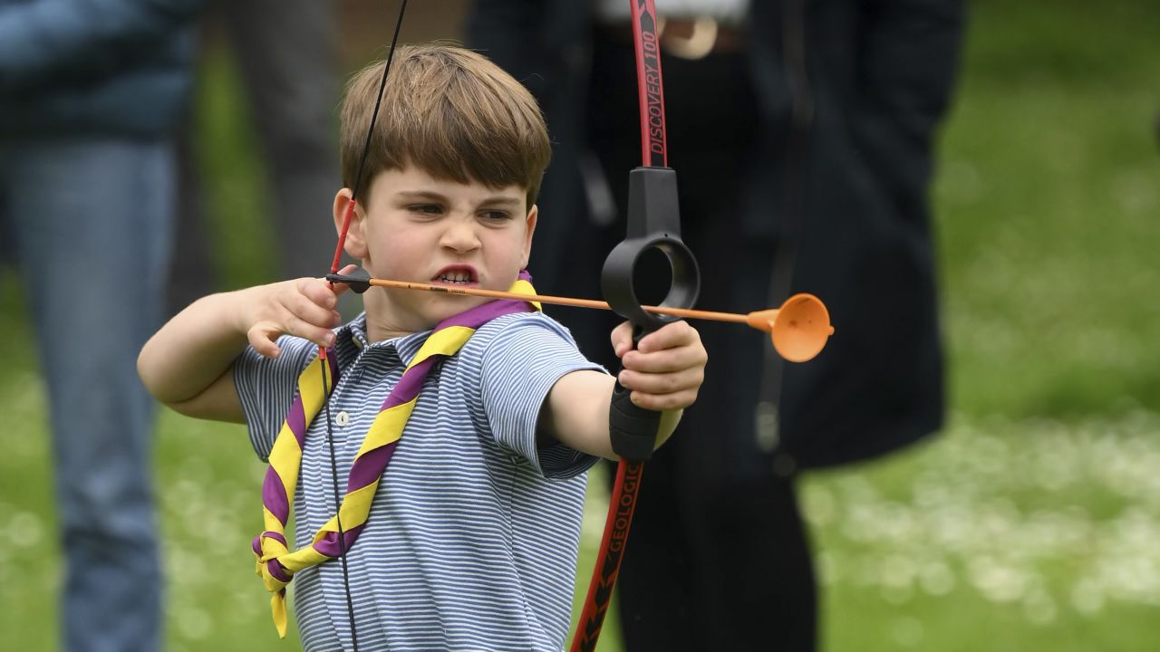 Prince Louis, 5, conducts first royal engagement | CNN