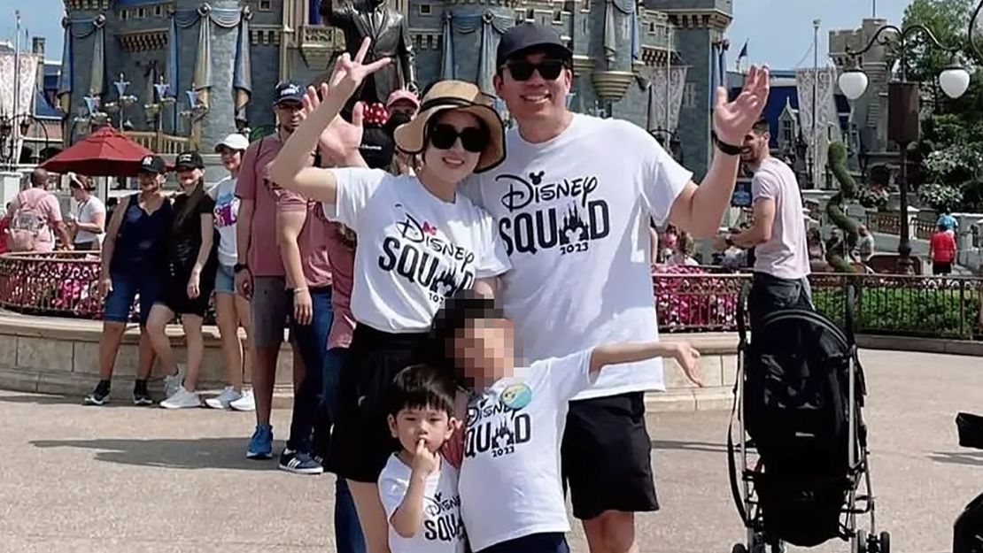 Kang Shin Young, 35, left; her husband, Cho Kyu Song, 37, right; and their 3-year-old son were killed. CNN has blurred their older son's face to protect his identity.