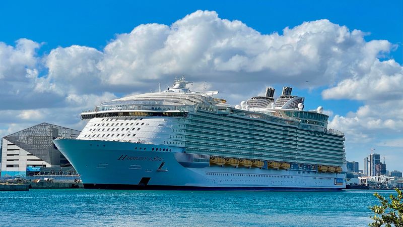 Man accused of installing hidden camera in public bathroom on Royal Caribbean cruise ship pic