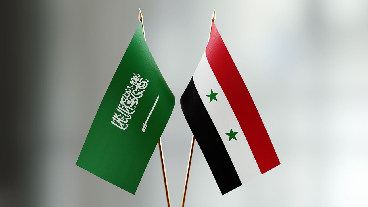 Saudi Arabian and Syrian flags