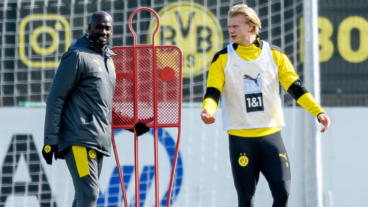 Addo and Haaland attend a Borussia Dortmund training session in March 2021. 