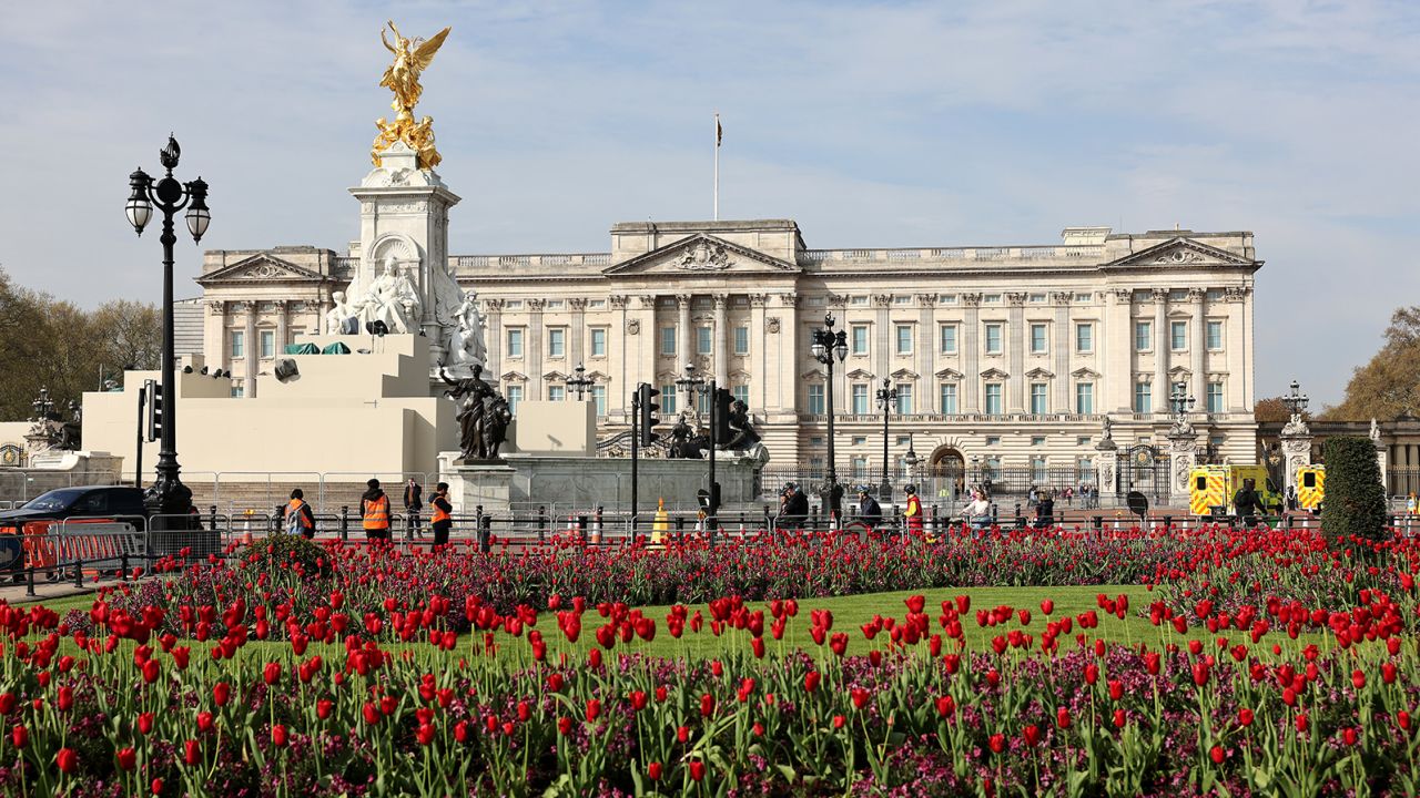 LONDON, ENGLAND - MAY 04: Flowers bloom in front of Buckingham Palace ahead of the coronation of King Charles III, which takes place on May 6th. (Photo by Chris Jackson/Getty Images)