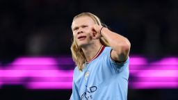 MANCHESTER, ENGLAND - APRIL 26: Erling Haaland of Manchester City celebrates after scoring the team's fourth goal during the Premier League match between Manchester City and Arsenal FC at Etihad Stadium on April 26, 2023 in Manchester, England. (Photo by Catherine Ivill/Getty Images)
