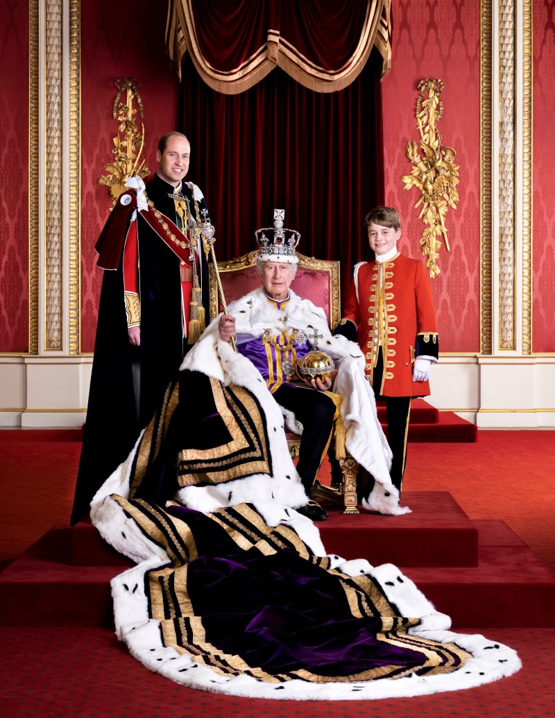 New Portraits Of King Charles, Queen Camilla, William And George ...