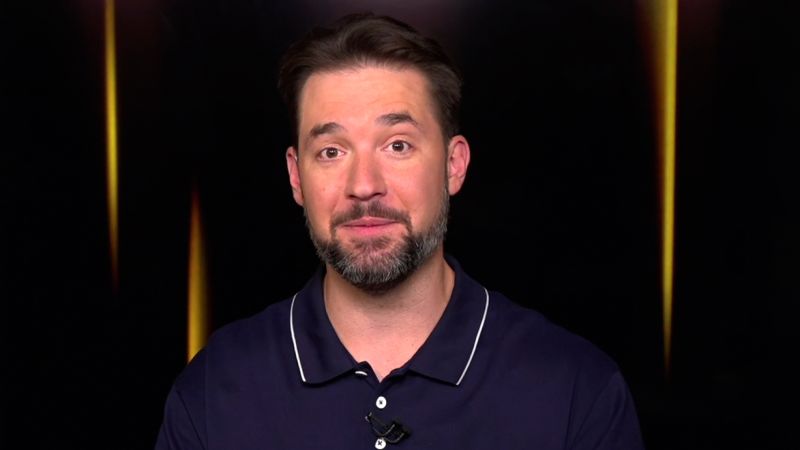 Video: Hear Reddit co-founder’s response when asked if Government is equipped to regulate AI | CNN Business