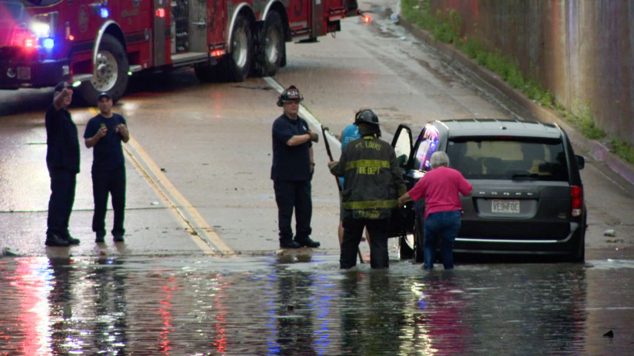 St Louis Officials Respond To Several Calls Of Motorists Trapped During Flash Flooding Cnn 7143