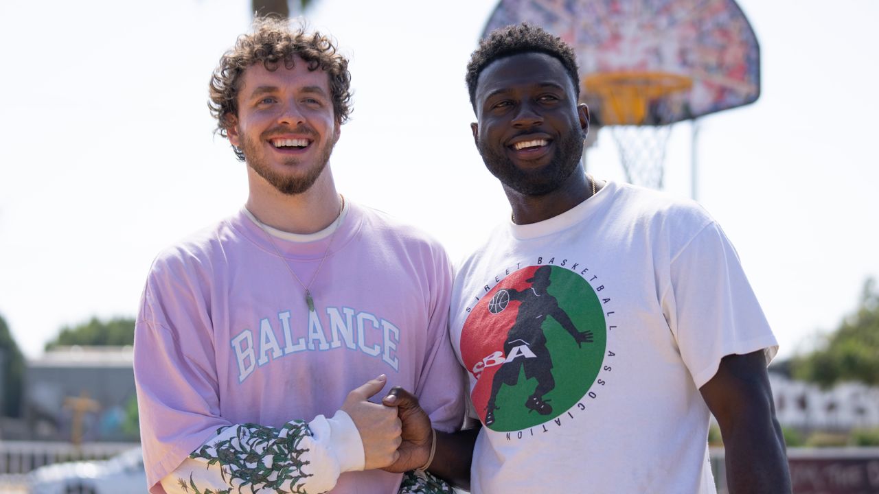 Jack Harlow and Sinqua Walls in "White Men Can't Jump," premiering on Hulu.