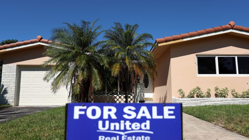 NextImg:US home sales fell in April for the second month in a row | CNN Business