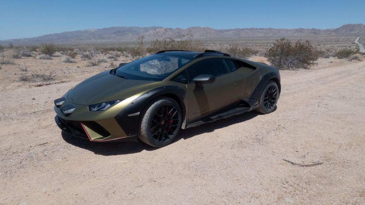 A Lamborghini Haracán Sterrato in the desert in California.