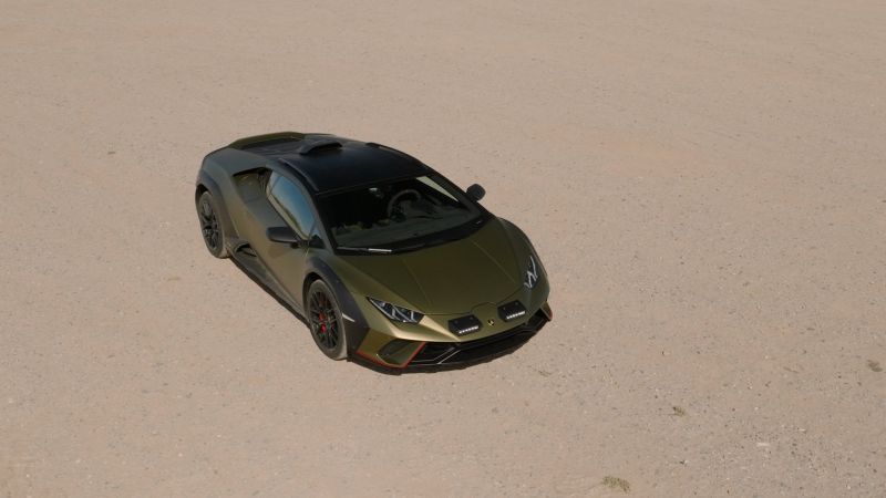 See what happens when you go off-roading in a $270k Lamborghini | CNN Business