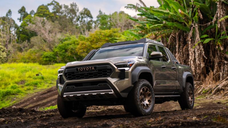 America’s favorite mid-size pickup, the Toyota Tacoma, unveils 2024 lineup | CNN Business