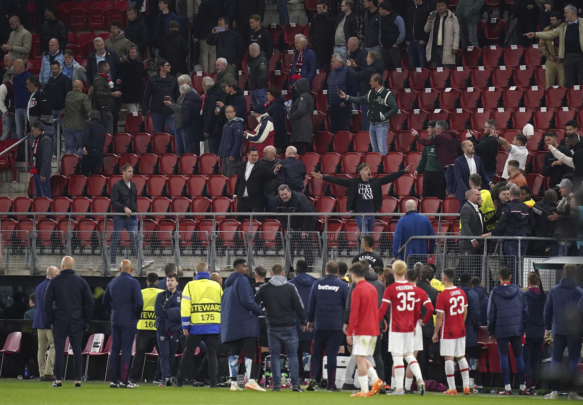 West Ham, Fiorentina condemn fan behaviour after Biraghi hit by