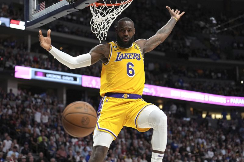 Lakers vs Nuggets Game 2 LeBron James proves he is human after missing an easy dunk in LA loss to Denver CNN