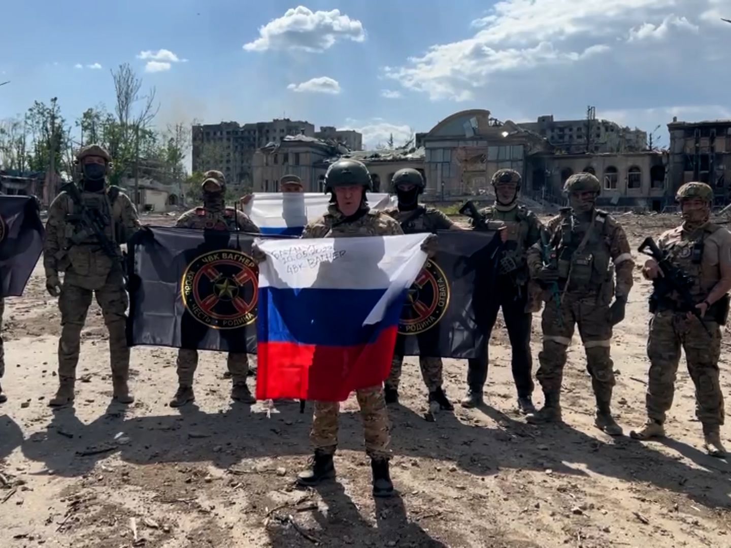 Breezy Explainer: What's happening between the Wagner Mercenary Group and the Russian military