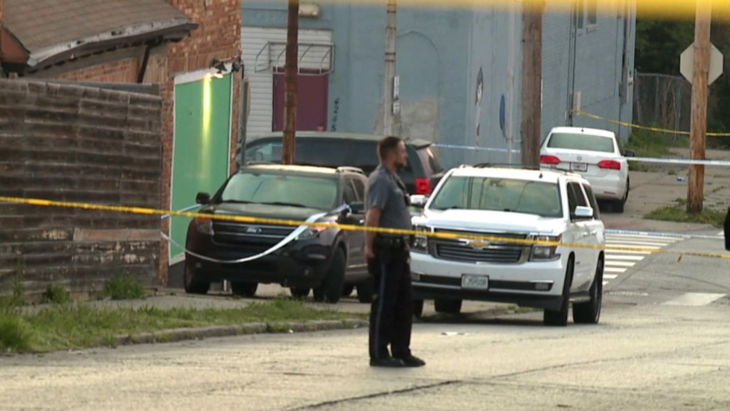 3 people killed, 1 critically injured in Kansas City shooting