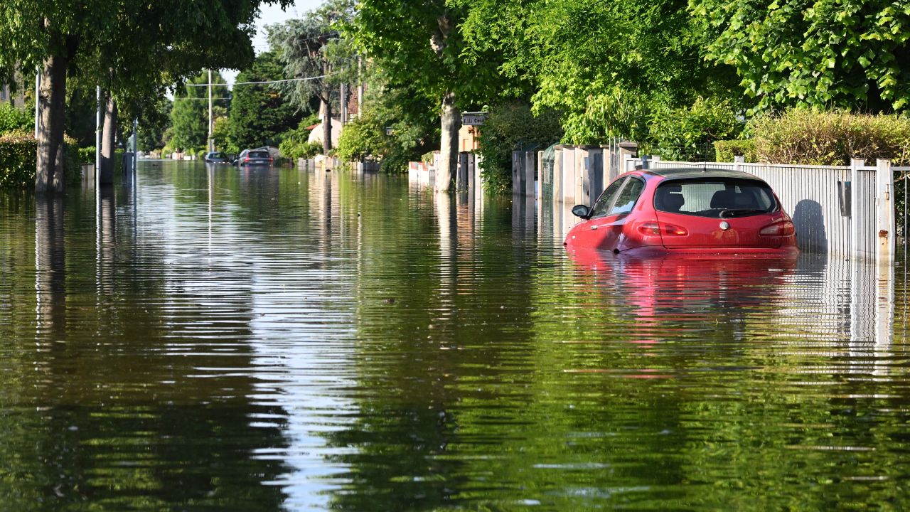 Una calle inundada en Conselice, cerca de Rávena.