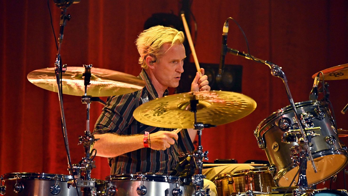 Josh Freese performs with The Offspring at the iHeartRadio theater in Burbank, California, in August.