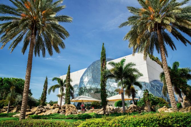 The Dalí Museum in Florida embraces cutting-edge technologies to tell the story of Spanish surrealist artist Salvador Dalí in unconventional ways. Last year, it collaborated with OpenAI's AI generator DALL·E to project physical representations of visitors' dreams onto a 12-foot digital tapestry screen. 