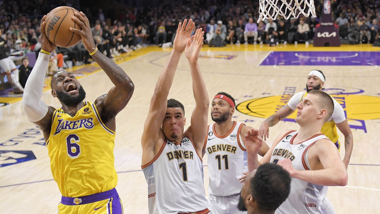 Despite James' best efforts, the Lakers lost 113-111 against the Nuggets.