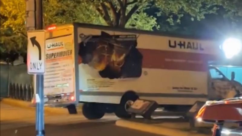 Video: See moment U-Haul truck crashes into White House security barrier | CNN