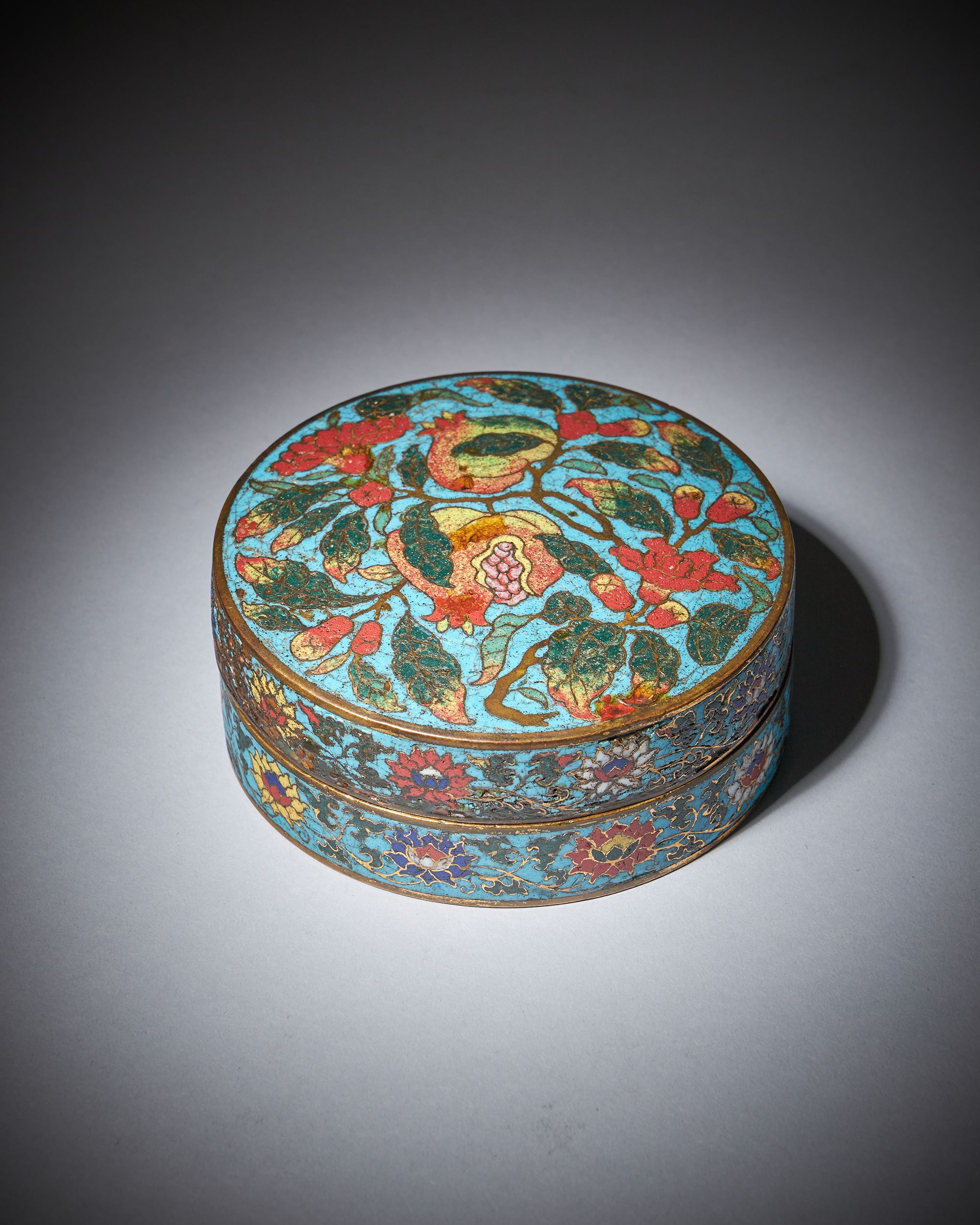 01 ming dynasty box auction