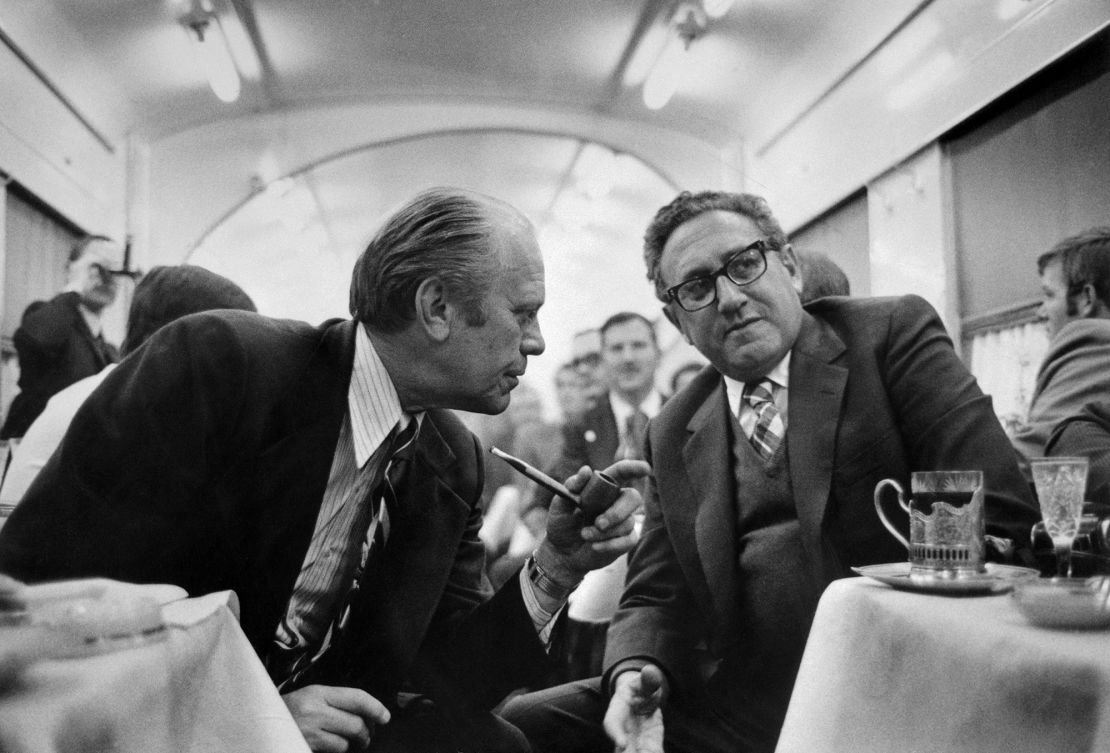US President Gerald Ford confers with secretary of State Henry Kissinger 1974. (Photo by: Universal History Archive/Universal Images Group via Getty Images)