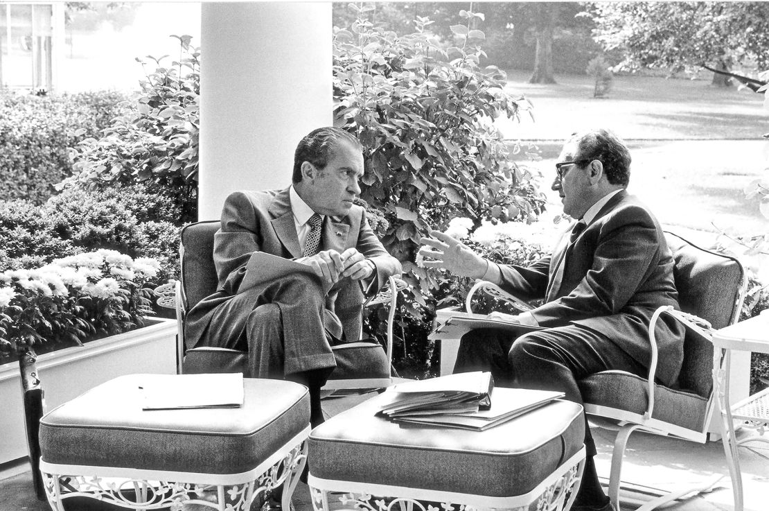 US President Richard Nixon (1913 - 1994) (left) meets with National Security Advisor, Henry Kissinger on the Colonnade outside the White House's Oval Office, Washington DC, September 16, 1972. (Photo by White House via CNP/Getty Images)
