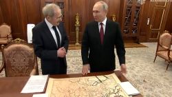 Putin/Map