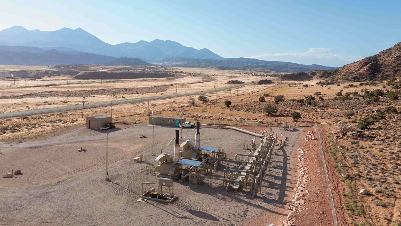 A small compressor station and natural gas pipeline near Moab, Utah. Environmental advocates worry that allowing the reforms could open the door to make it easier for fossil fuel projects to get approved.