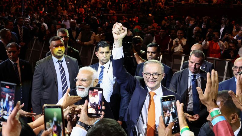 NextImg:'Modi is the boss': Australian leader gives India's prime minister a rock star welcome | CNN