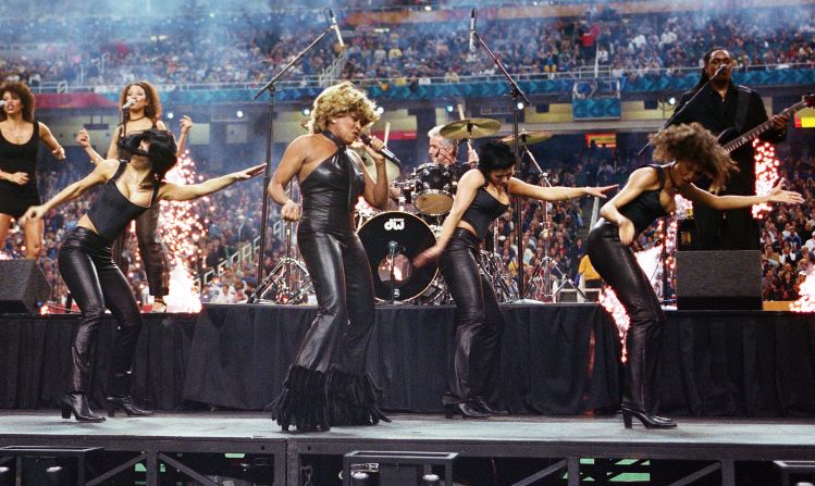 Turner performs as part of the Super Bowl pregame show in 2000.