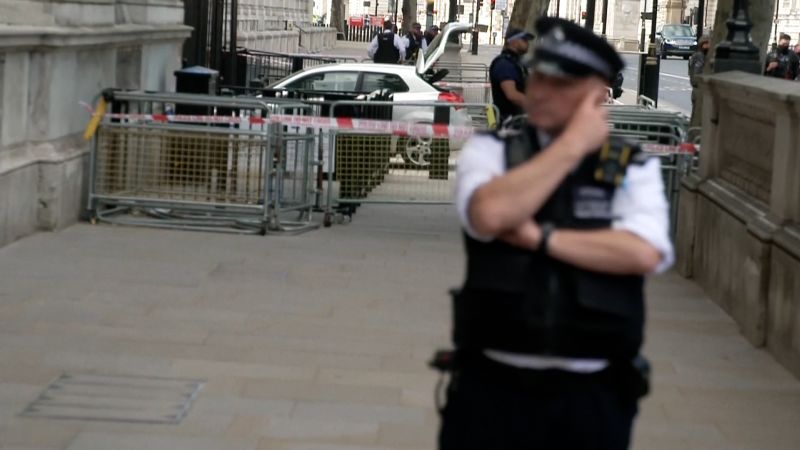 One arrested after car crashes into gate at Downing Street in London | CNN
