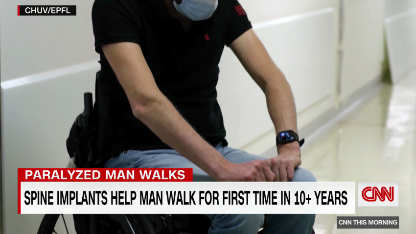 exp paralyzed man walks pkg and intv 052607ASEG1 | cnni world_00002001.png