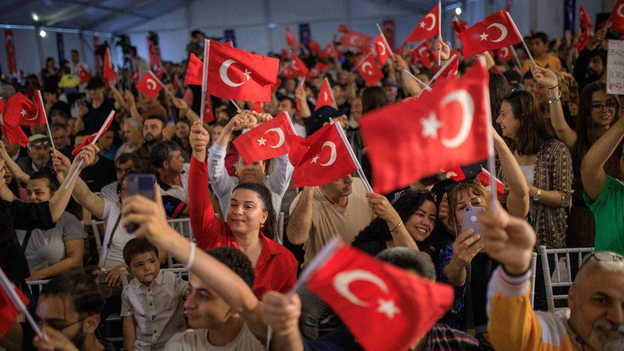 Supporters of Turkey's Republican People's Party (CHP) Chairman and Presidential candidate Kemal Kilicdaroglu wave national flags during a campaign rally in Antakya, Turkey, on May 23, 2023, ahead of the May 28 presidential runoff vote. 