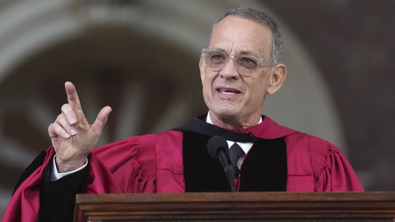 NextImg:Tom Hanks addresses America's future in Harvard speech: 'Truth is sacred' | CNN
