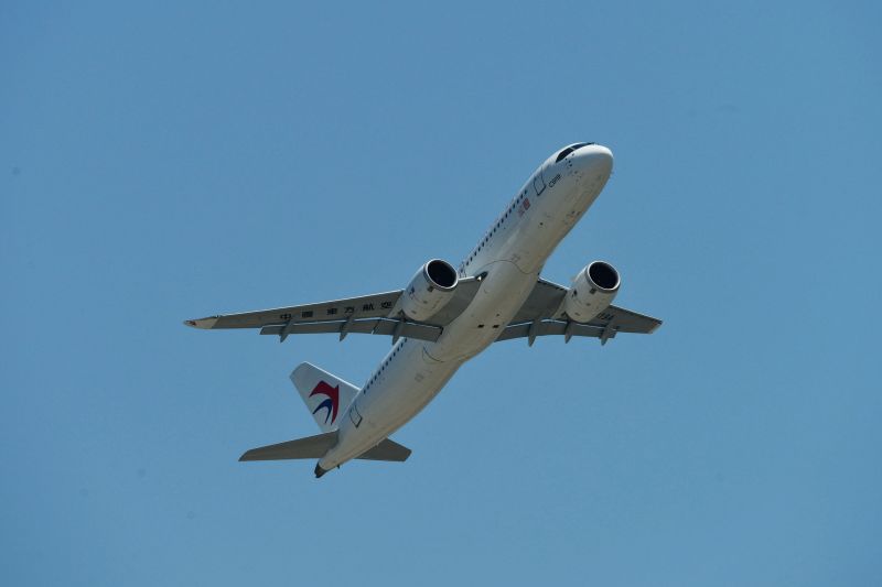 Adidas china commercial clearance aircraft