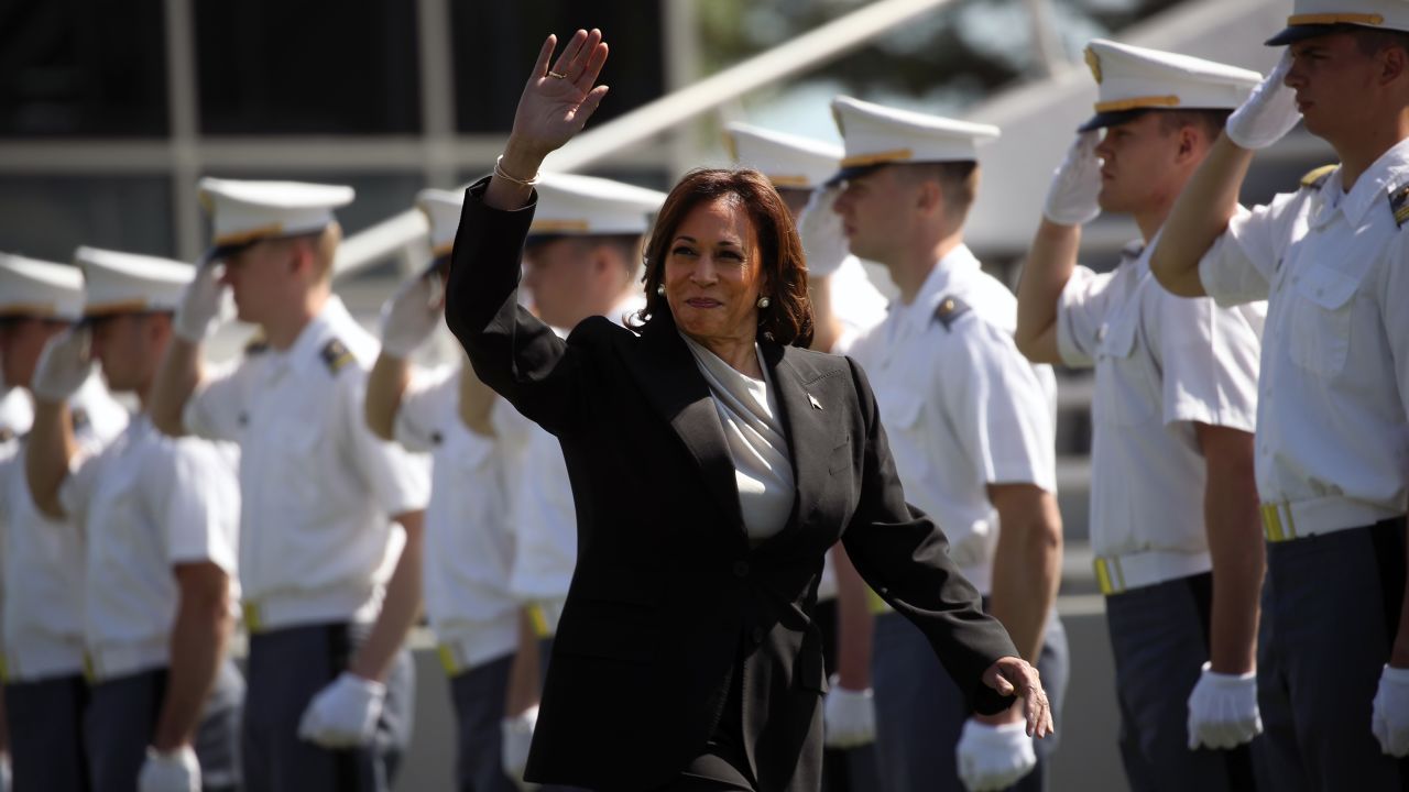 Harris becomes first woman to deliver commencement address at West Point - CNN
