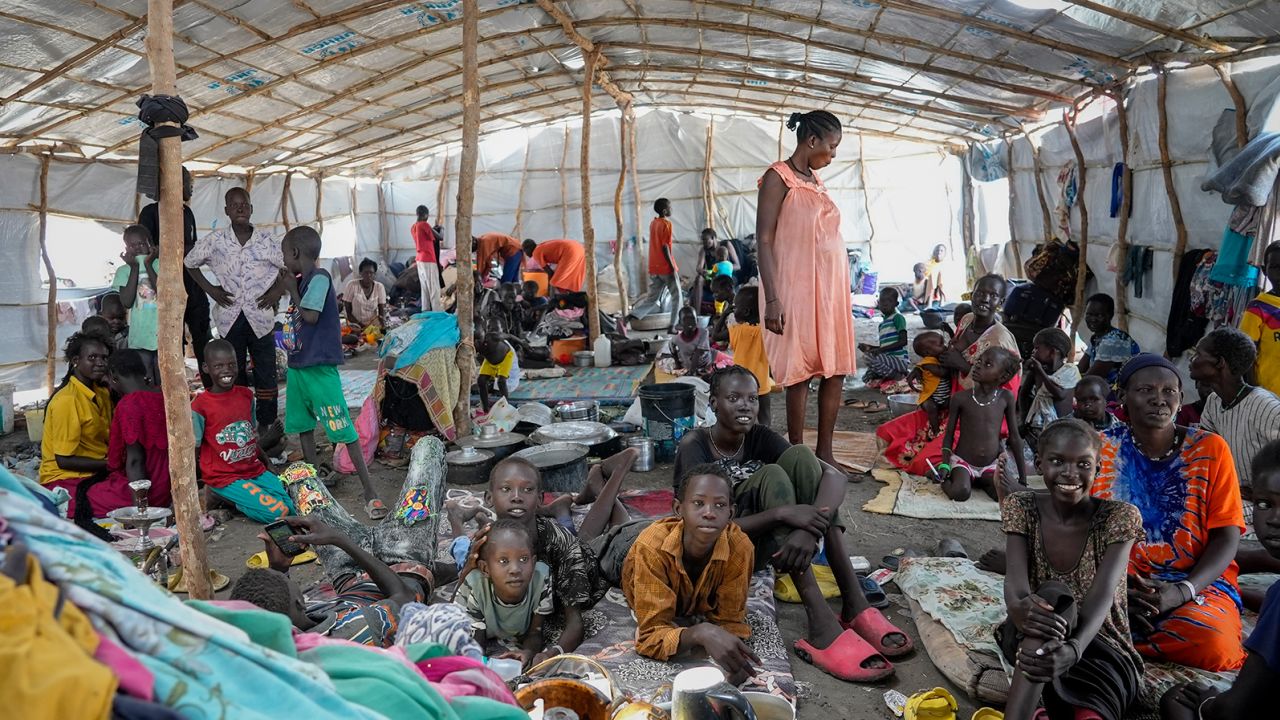 Tens of thousands of South Sudanese are flocking home from neighboring Sudan, which erupted in violence last month. 