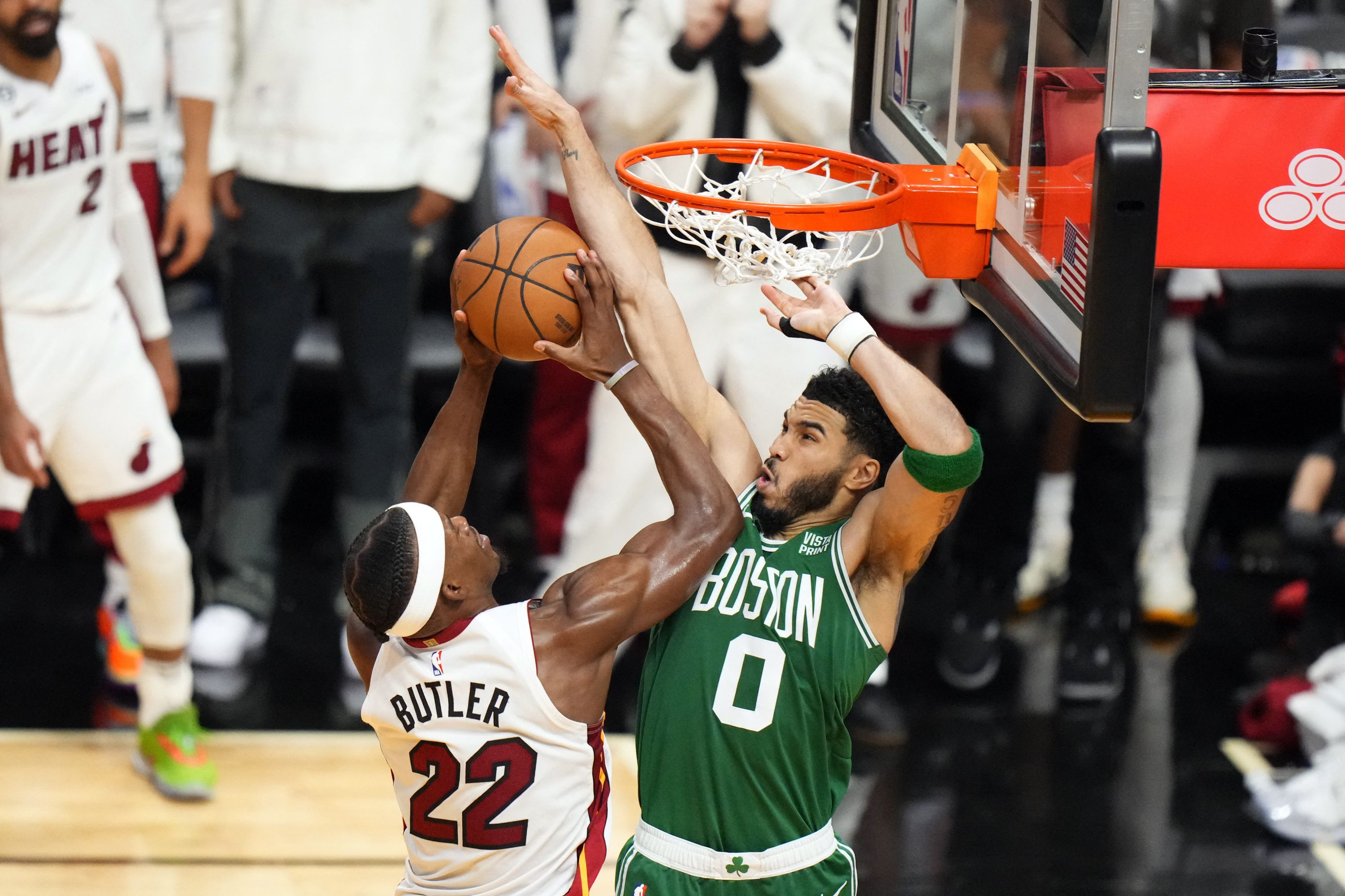 NBA Play-offs: Miami Heat beat Boston Celtics 103-84 to reach