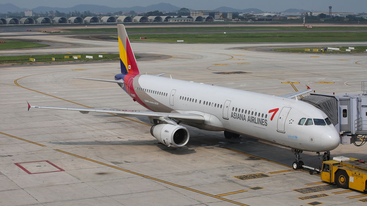 Asiana Airlines Airbus A321-200 with registration HL8257 as seen in Noi Bai International Airport HAN VVNB in Hanoi, Vietnam. The Korean airline is one of the major airlines in South Korea with hub in Gimpo and Incheon airports in Korean near Seoul. Asiana OZ AAR is a Star Alliance member. 