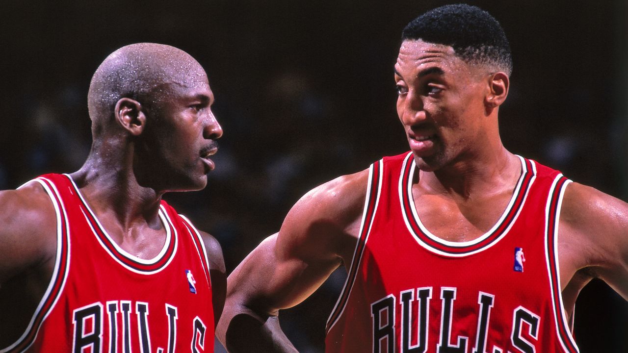 CHARLOTTE, NC - MAY 8:  Michael Jordan #23 and Scottie Pippen #33 of the Chicago Bulls huddle together against the Charlotte Hornets on May 8, 1998 at Charlotte Coliseum in Charlotte, North Carolina. nt.  