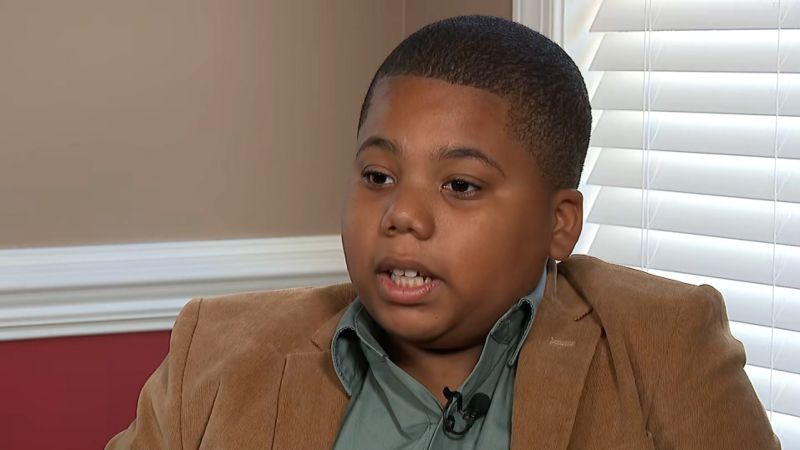NextImg:The 11-year-old boy shot in the chest by Mississippi police after calling 911 says he prayed and sang to stay alive. He wants the officer fired | CNN